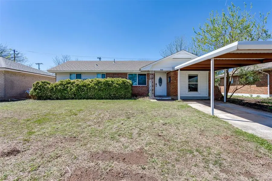 219 S Bristow Avenue, Moore, OK 73160 - #2