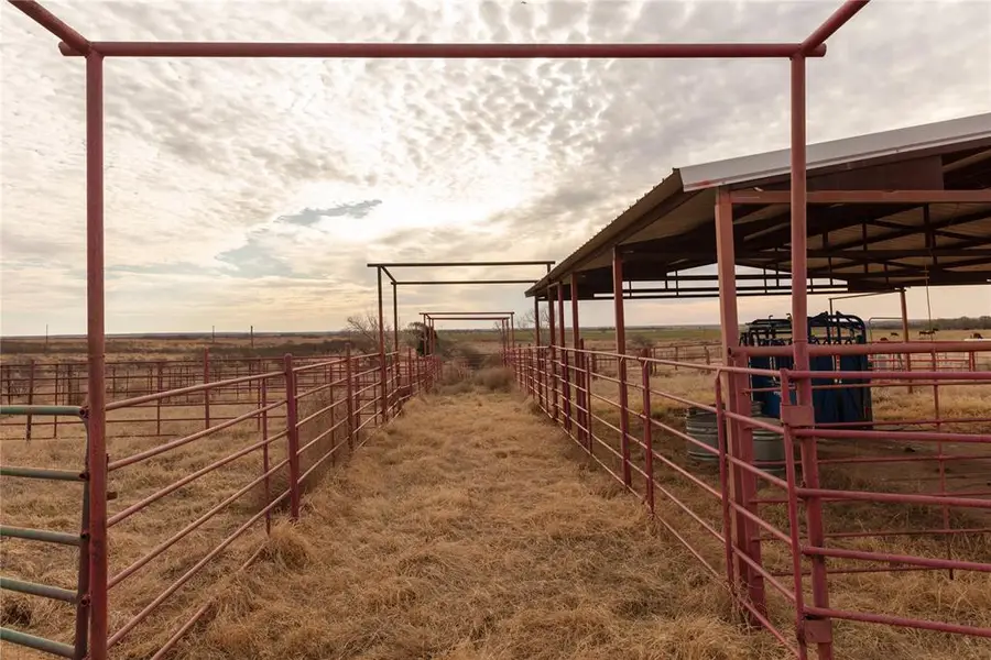 000 County Road A, North Childress, TX 79201 - #3
