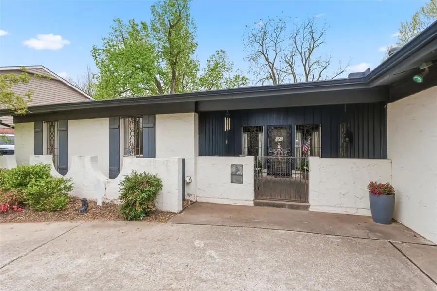 3112 Brookhollow Road, Oklahoma City, OK 73120 - #2