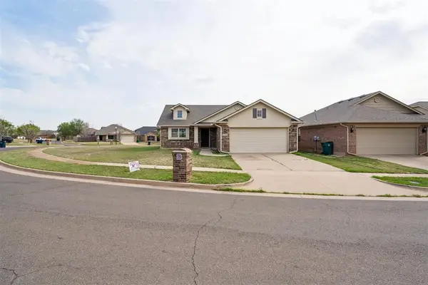 18504 Abierto Drive, Edmond, OK 73012