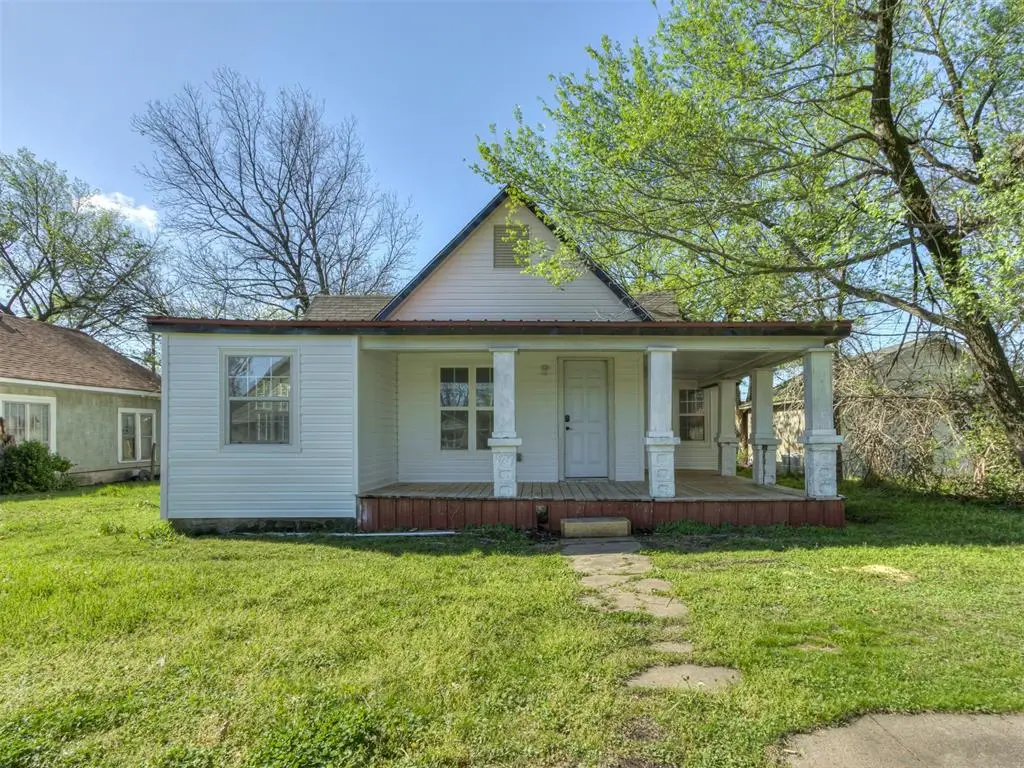 509 E Cherry Street, Cushing, OK 74023 - #1