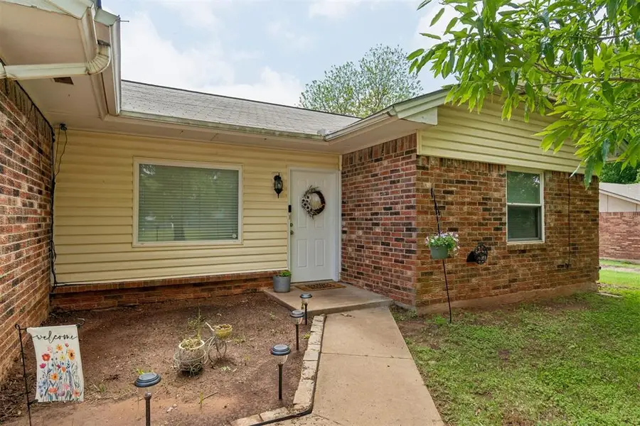 3108 Gwendolyn Lane, Edmond, OK 73034 - #3