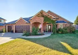 9108 NW 86th Court, Yukon, OK 73099