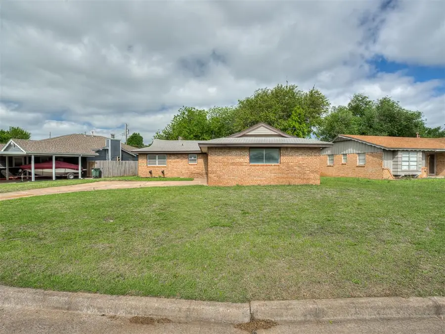1421 Shalimar Drive, Del City, OK 73115 - #2