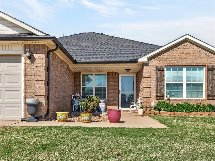 2701 Red Pine Circle, Yukon, OK 73099 - #3