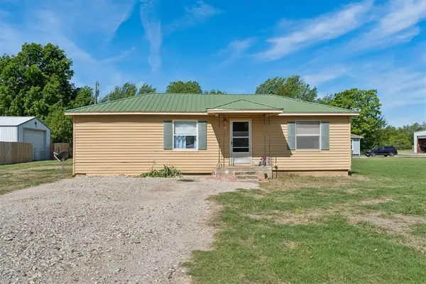 103 S Cedar Street, Crescent, OK 73028