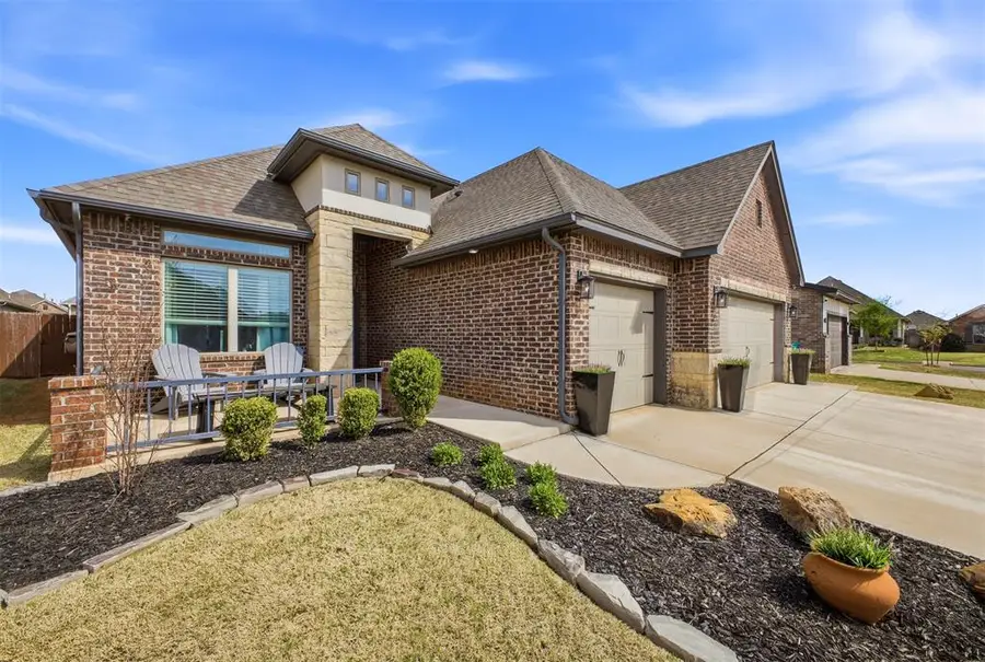 14504 Chambery Court, Yukon, OK 73099 - #3