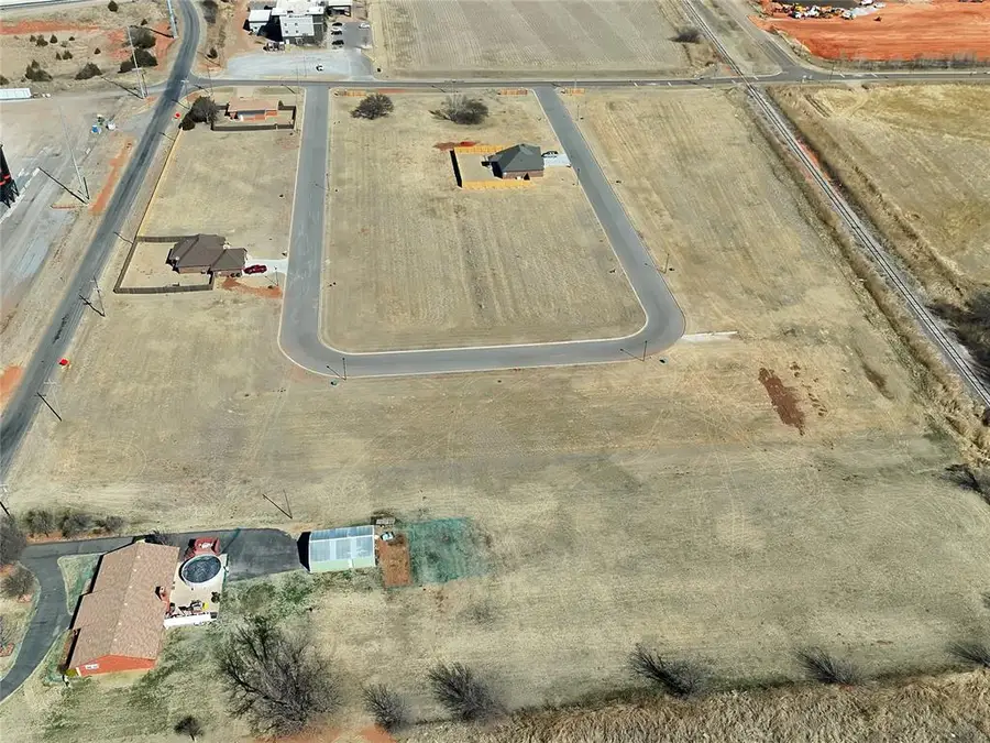 10 Flintlock Trail, Clinton, OK 73601 - #3