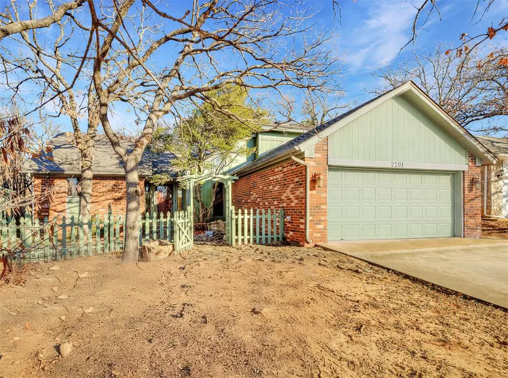 2201 Colchester Terrace, Edmond, OK 73034 - #1