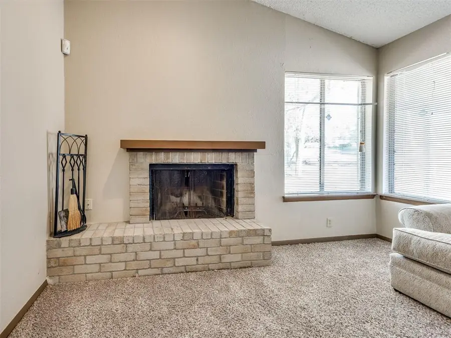 9795 Hefner Village Boulevard, Oklahoma City, OK 73162 - #3