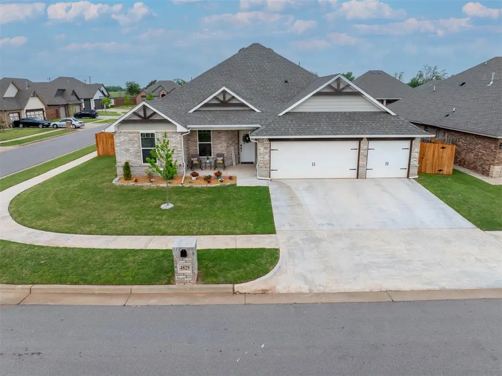 4829 Hidalgo Avenue, Mustang, OK 73064 - #1