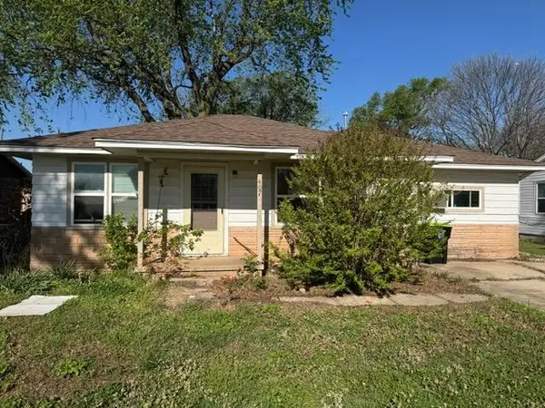 407 S Fox Street, Wayne, OK 73095