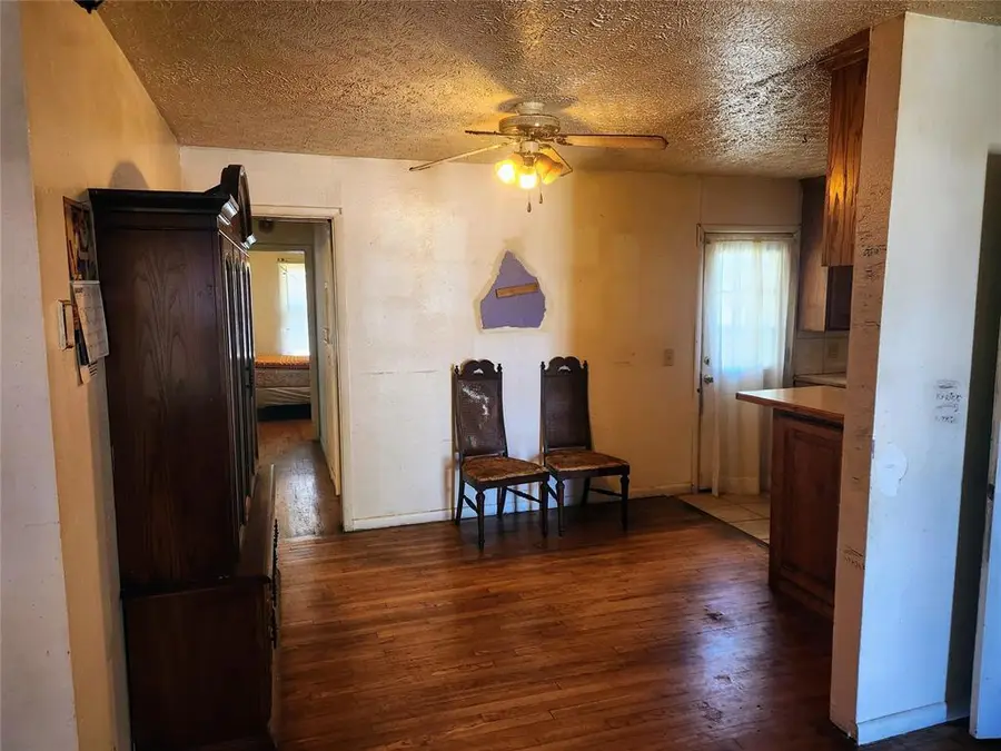 612 W Georgia Avenue, Anadarko, OK 73005 - #3