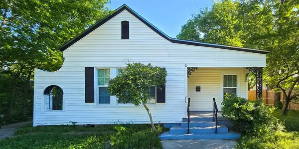 218 NW 5th Avenue, Ardmore, OK 73401