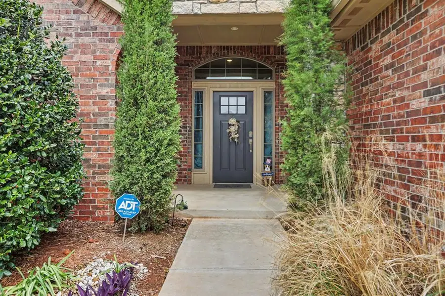 609 S Texoma Drive, Edmond, OK 73025 - #3