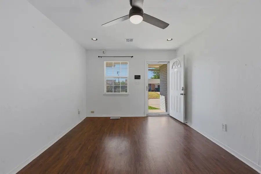 13908 N Everest Avenue, Edmond, OK 73013 - #2