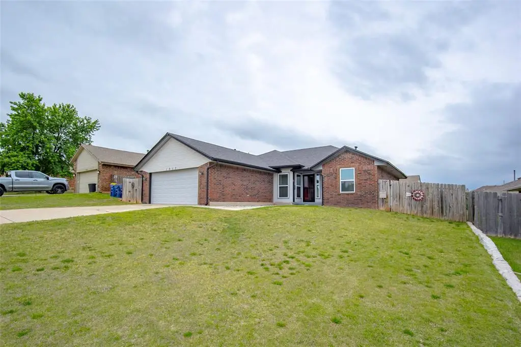 1917 Cimarron Trail, Choctaw, OK 73020 - #1