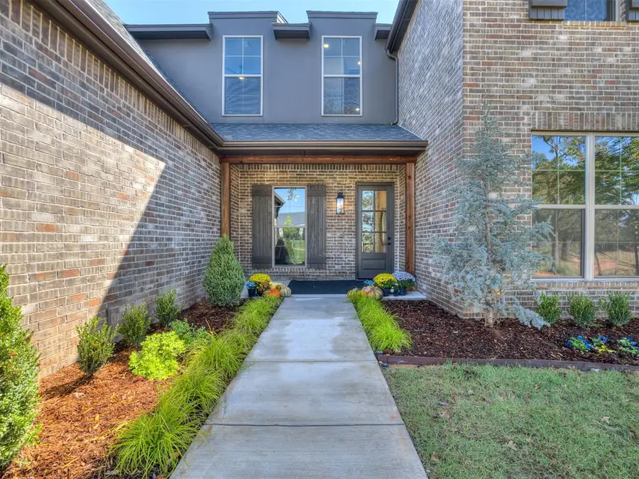 508 Old Creek Road, Edmond, OK 73034 - #2