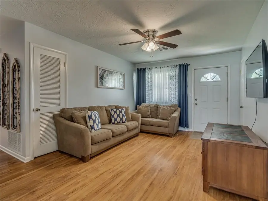 819 E Mosier Street, Norman, OK 73071 - #3