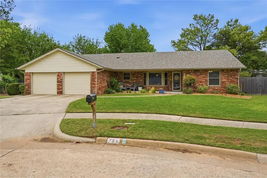 706 Inverness Court, Norman, OK 73072 - #2
