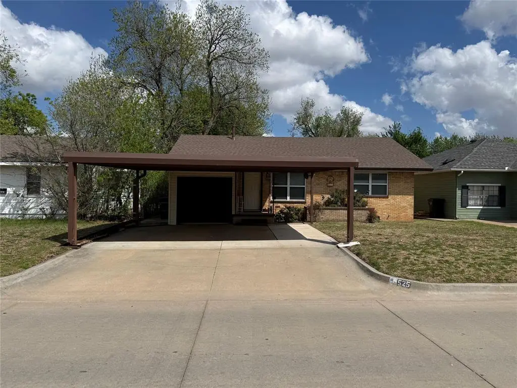 525 SW 2nd Street, Moore, OK 73160 - #1