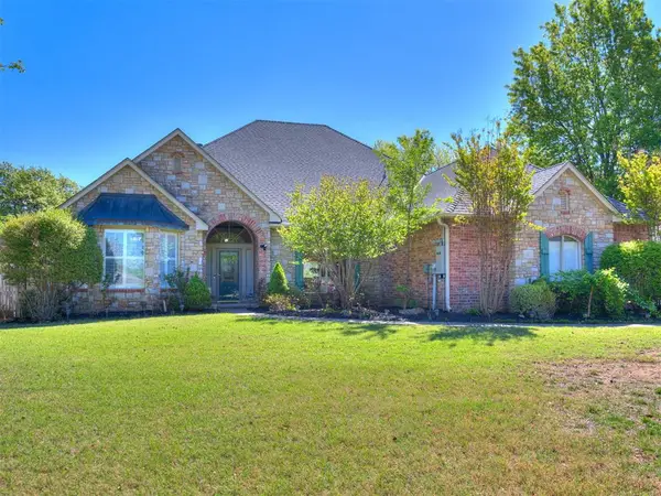 1700 Eagle Drive, Edmond, OK 73034