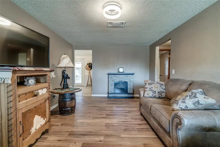 1109 Teal Place, Edmond, OK 73003 - #3