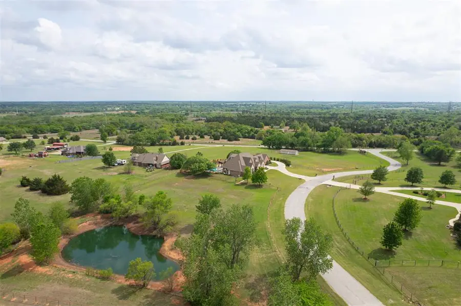 17900 Chatham Hills Road, Norman, OK 73071 - #2