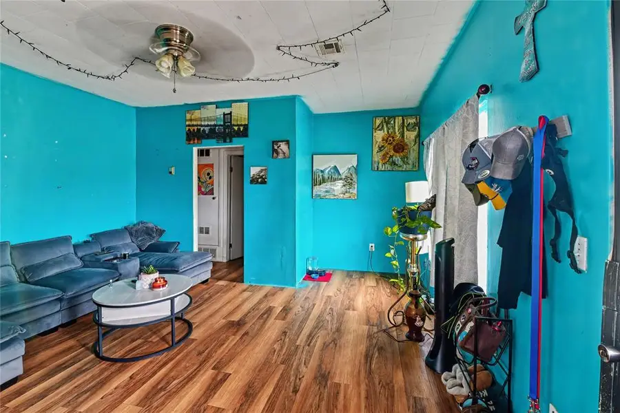 121 W 3rd Street, Fargo, OK 73840 - #2