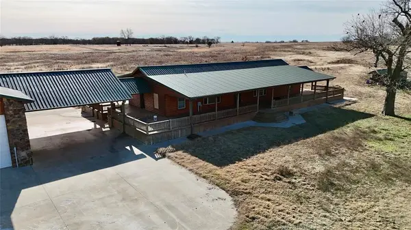 1774 N 376 Road, Okemah, OK 74883