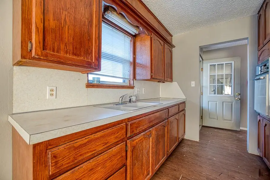 834 Mimosa Drive, Watonga, OK 73772 - #3