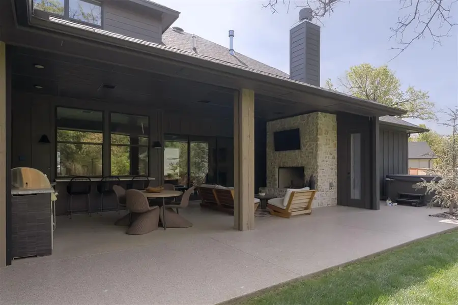 251 Old Farm Road, Edmond, OK 73034 - #3