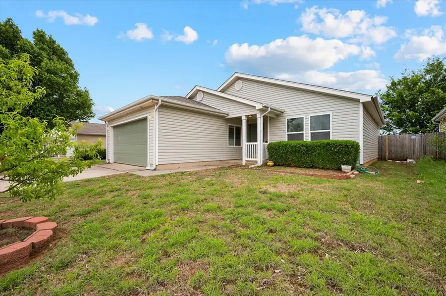 512 English Elm Lane, Norman, OK 73069 - #3