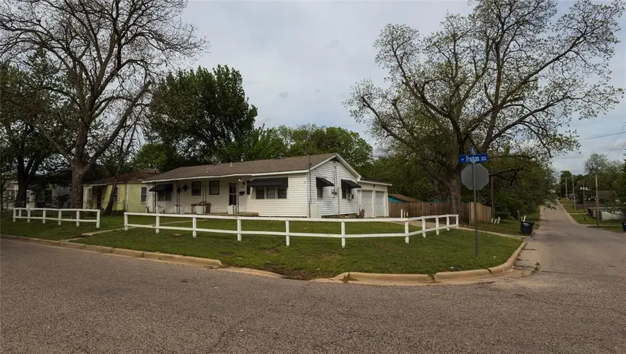 303 N Pesotum Avenue, Shawnee, OK 74801 - #2