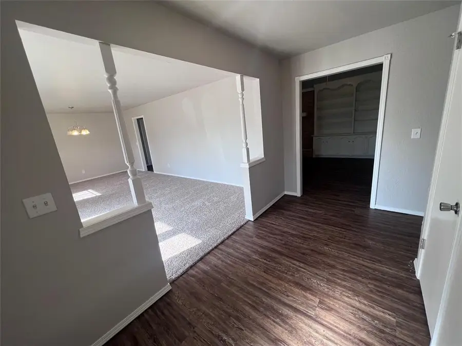 709 Glenmanor Drive, Midwest City, OK 73110 - #3