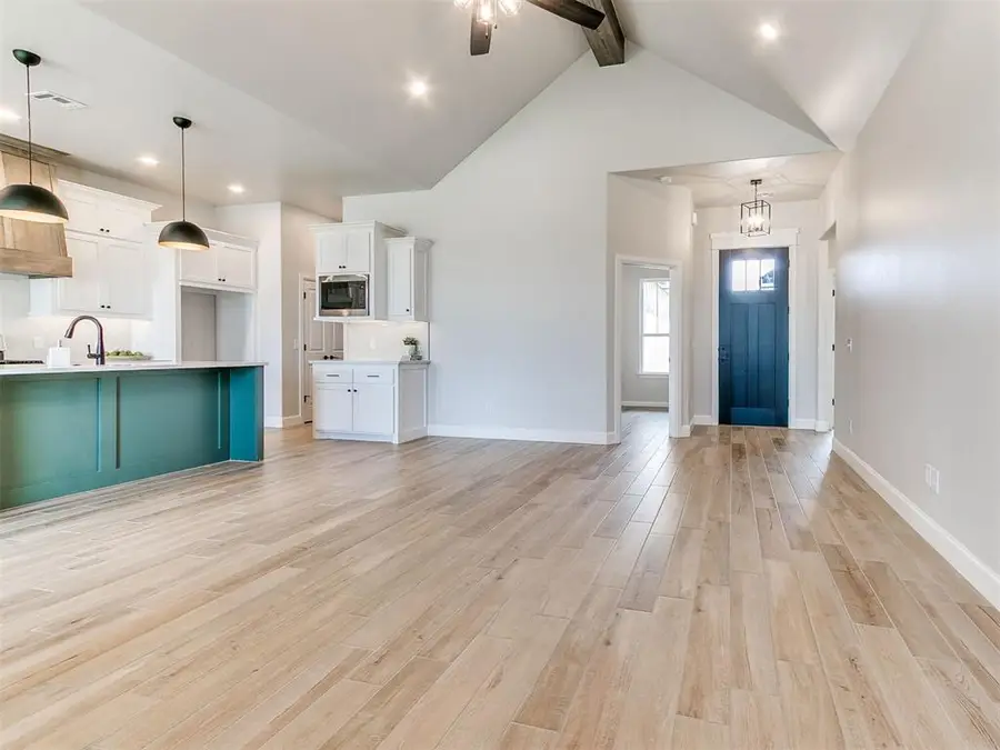 2801 Summit Hollow Circle, Norman, OK 73071 - #3