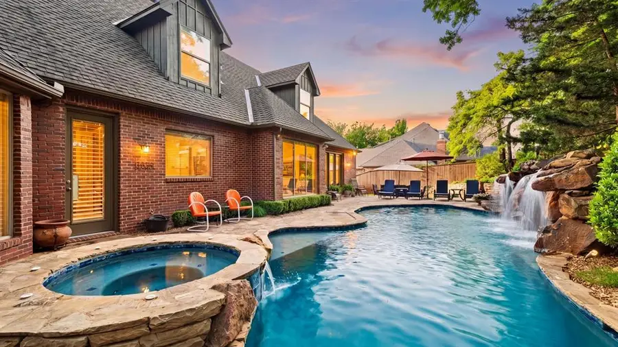 3708 Hunters Creek Road, Edmond, OK 73003 - #3