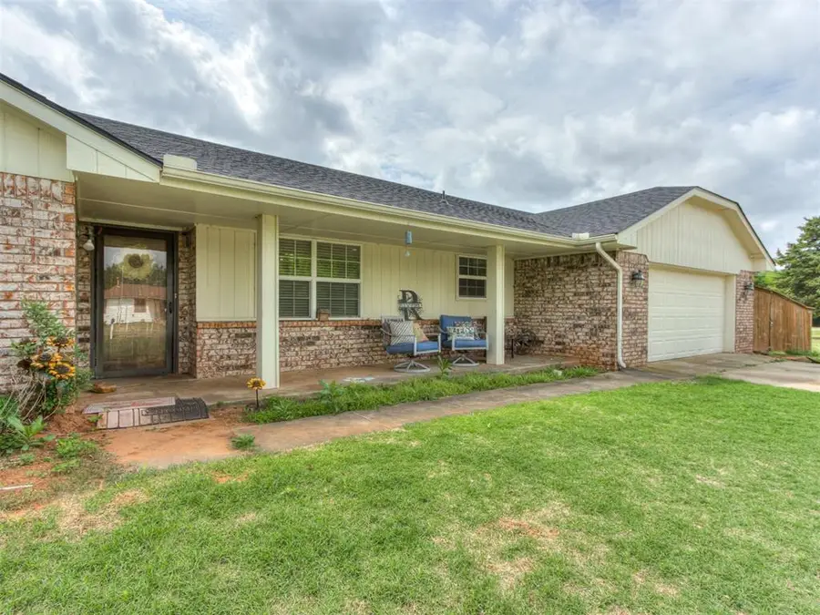 1724 E Mohr Lane, Mustang, OK 73064 - #3
