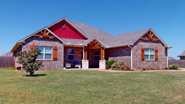 12733 SW 26th Street, Yukon, OK 73099-1141