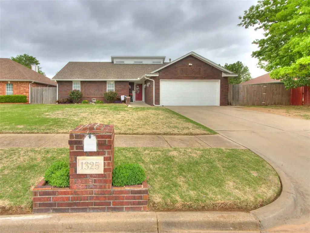 1325 NW 9th Street, Moore, OK 73170 - #1