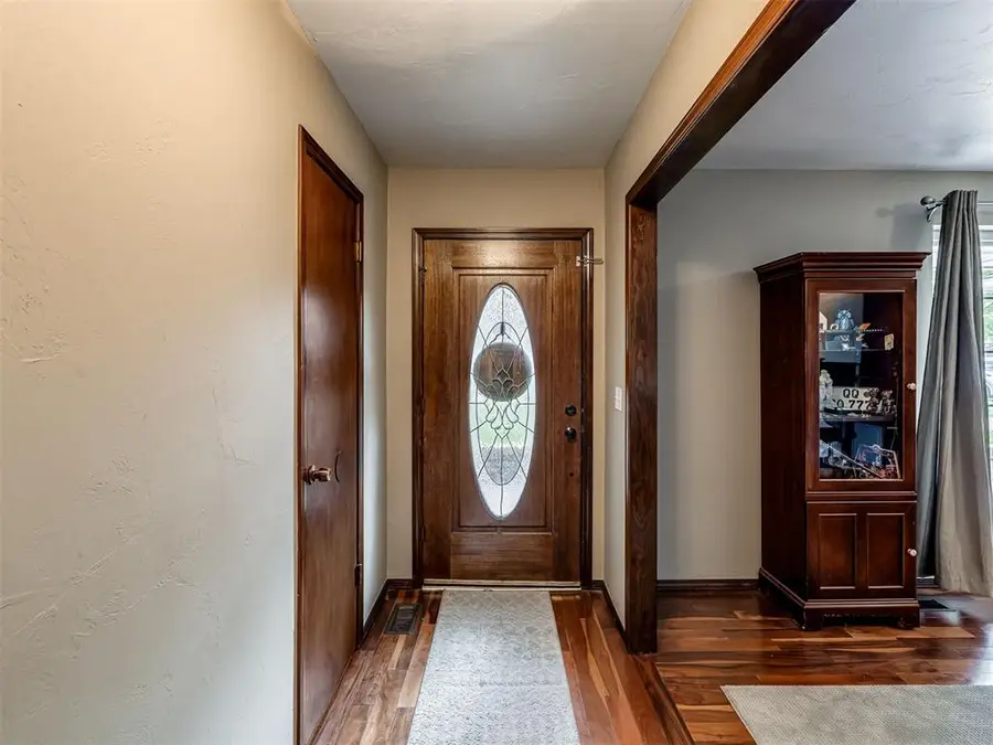 9921 Casa Linda, Oklahoma City, OK 73139 - #3