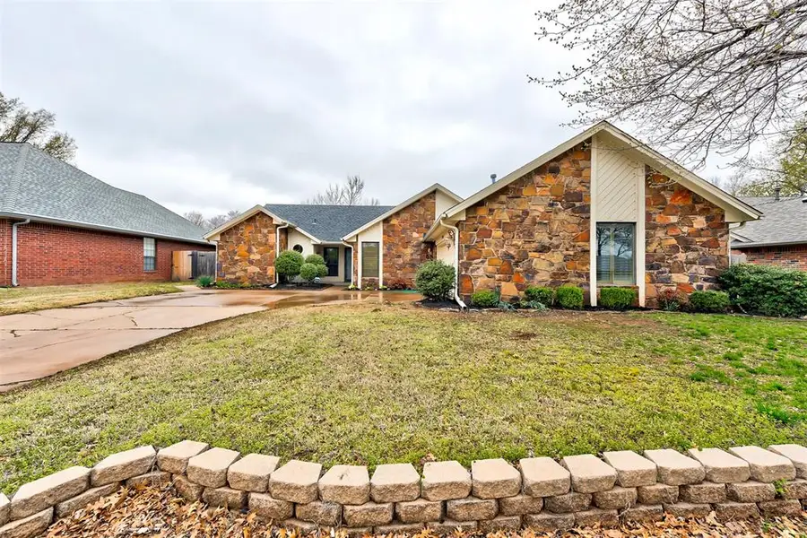3109 Eagle Crest Road, Edmond, OK 73013 - #2