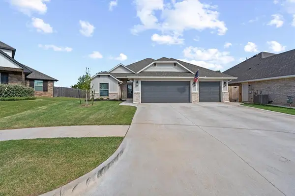 11828 Corie Nicole Lane, Yukon, OK 73099