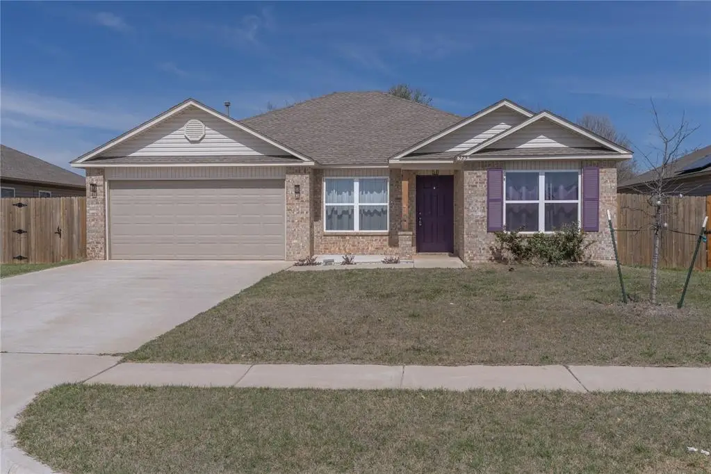 525 W Ava Drive, Mustang, OK 73064 - #1