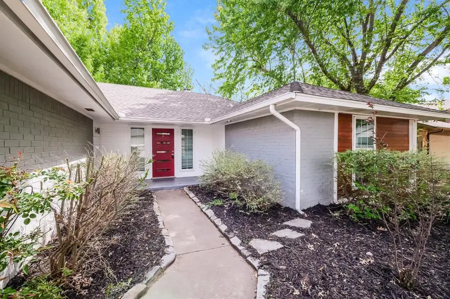 812 Lakeside Circle, Edmond, OK 73012 - #2