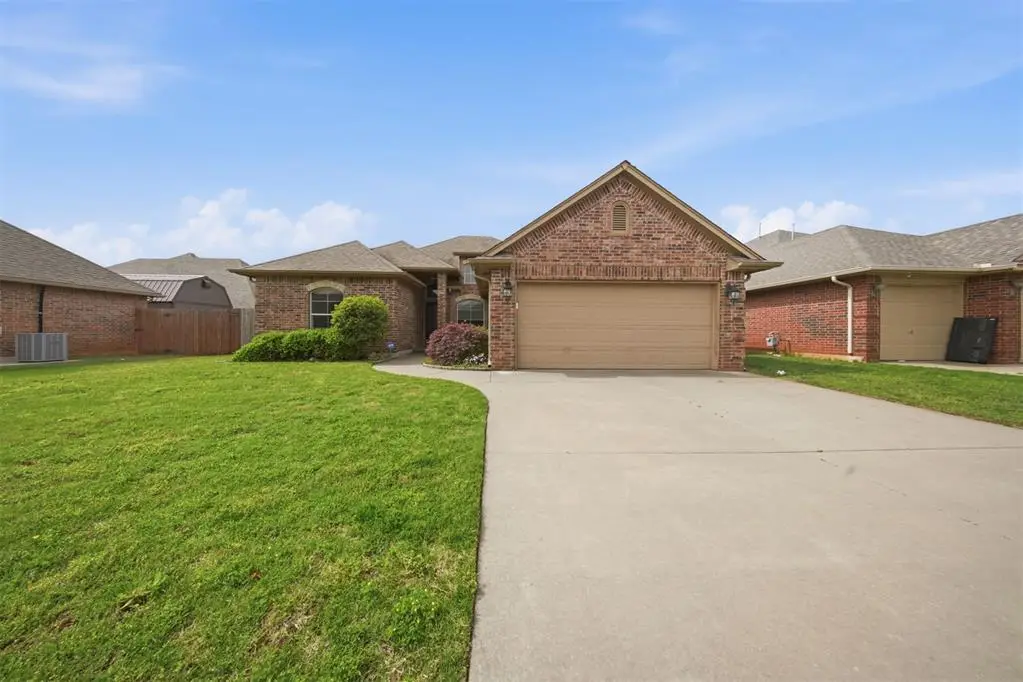 2112 SE 9th Street, Moore, OK 73160 - #1