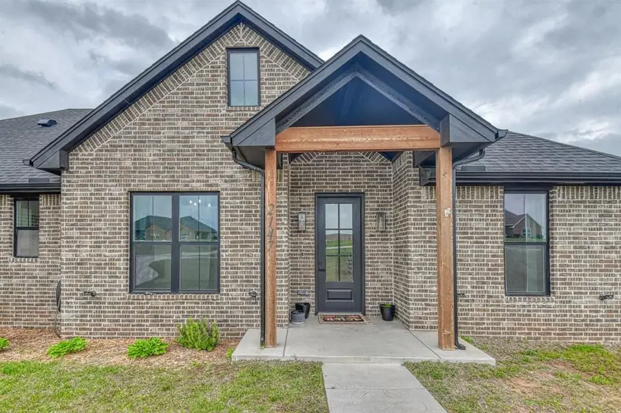 2147 County Street 2969, Blanchard, OK 73010 - #2