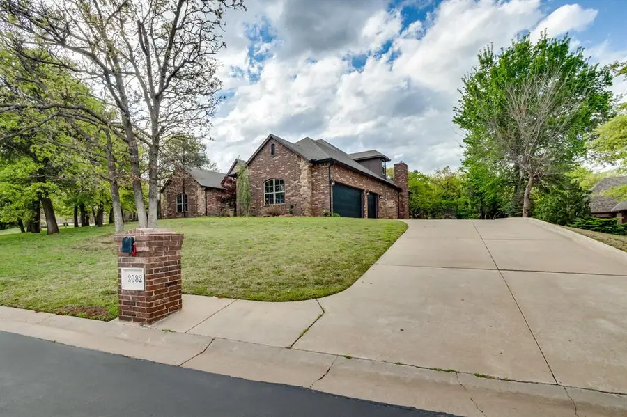 2082 Vaquero Court, Edmond, OK 73034 - #3