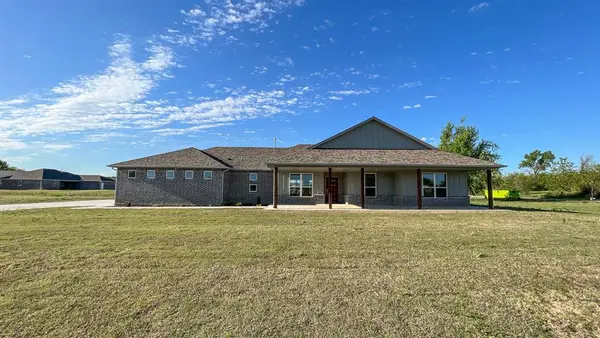 102 Olde Mill Road, Jones, OK 73049