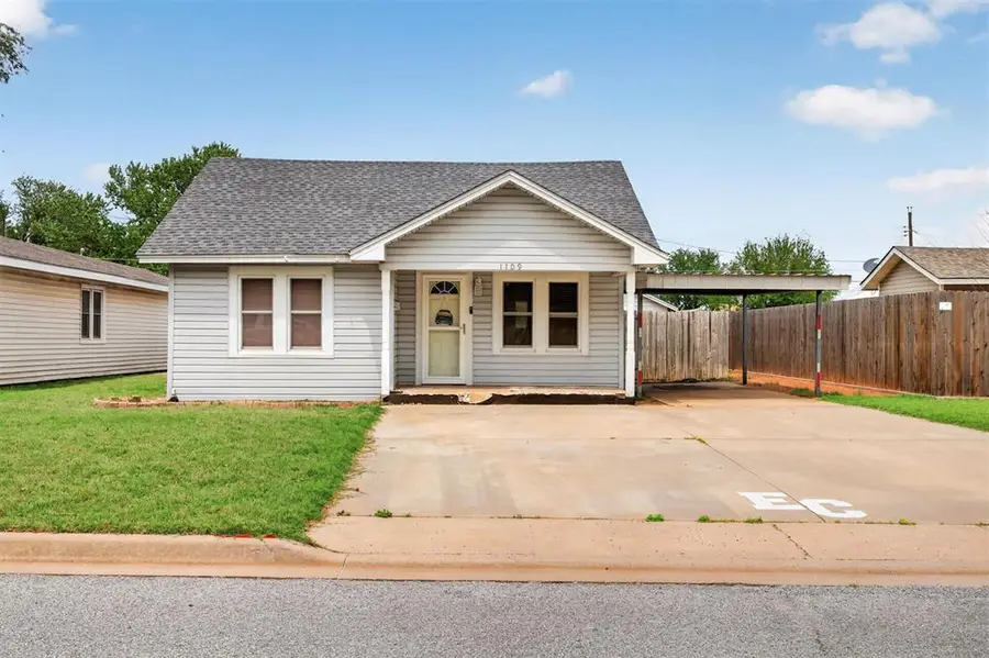 1109 W A Avenue, Elk City, OK 73644 - #2